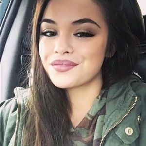 Meet your Posher, Mekenzie